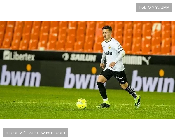 若昂·马里奥攻防两端贡献均衡 前波尔图球员状态回升