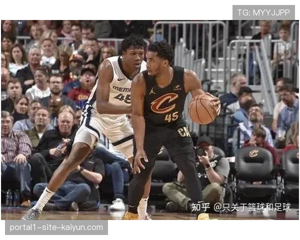 骑士让灰熊投进平纪录29记三分,外线轮转沟通存在明显漏洞 骑士让灰熊投进平纪录29记三分,外线轮转沟通存在明显漏洞